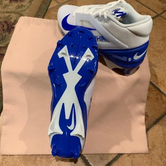 Nike Alpha Menace Pro 4 Premium Football Cleats